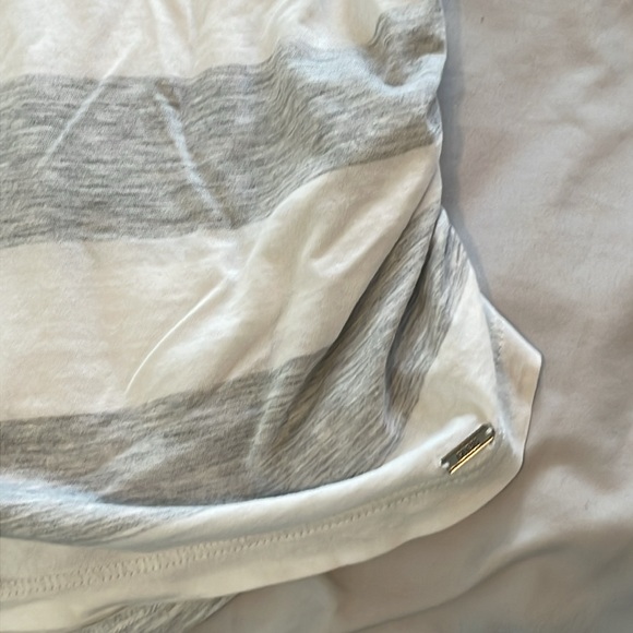 Guess striped t-shirt - Picture 3 of 3